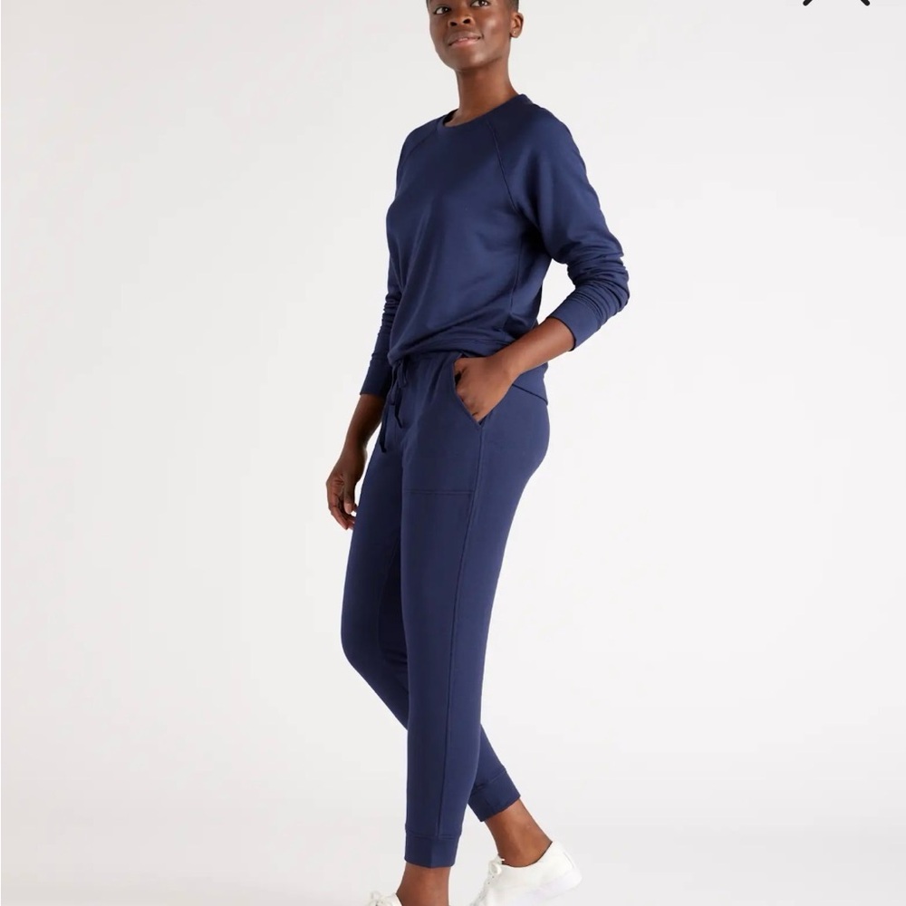 Quince Navy Blue Women's sweatsuit